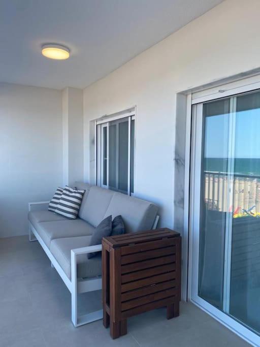 Apartamento 1ª Linea De Playa - Con Piscina Y Parking Playa de Gandia 외부 사진