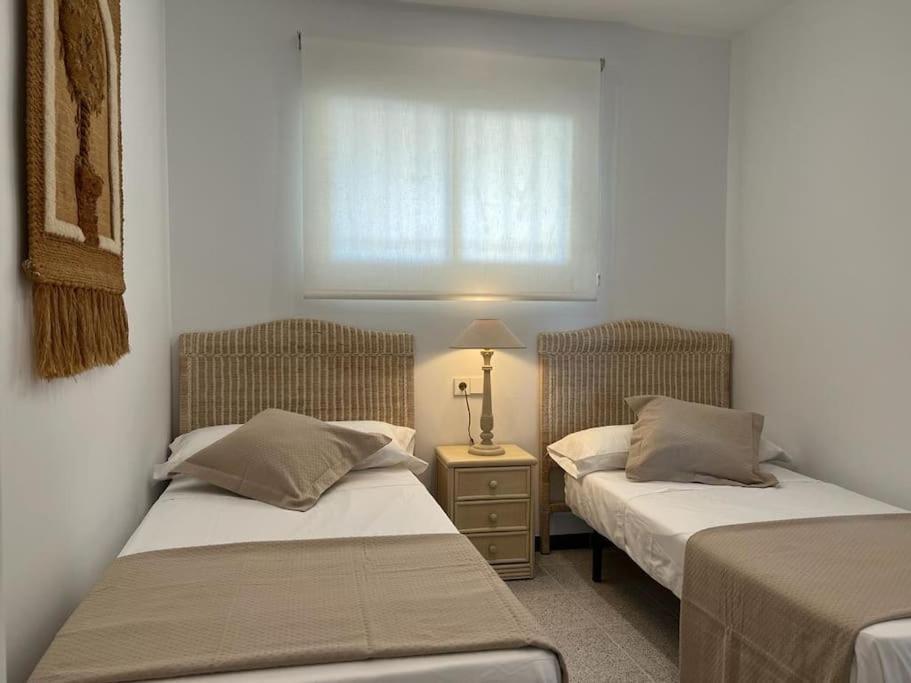 Apartamento 1ª Linea De Playa - Con Piscina Y Parking Playa de Gandia 외부 사진