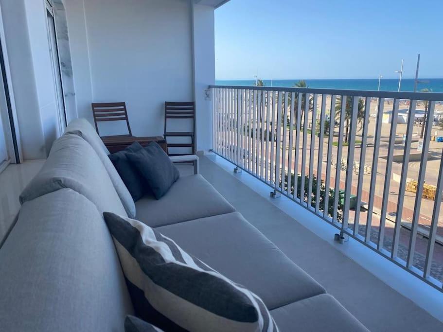Apartamento 1ª Linea De Playa - Con Piscina Y Parking Playa de Gandia 외부 사진