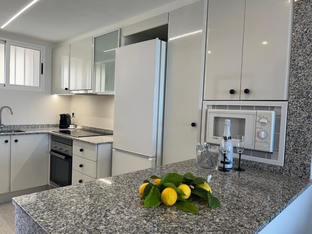 Apartamento 1ª Linea De Playa - Con Piscina Y Parking Playa de Gandia 외부 사진